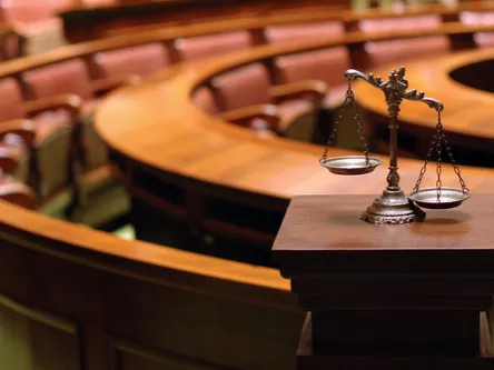 A képviselőktől kapott karácsonyi csomagot az egészségügy