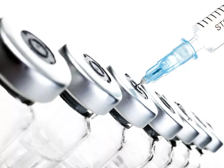 Szlávik: mindenkinek javasolt az influenza elleni védőoltás