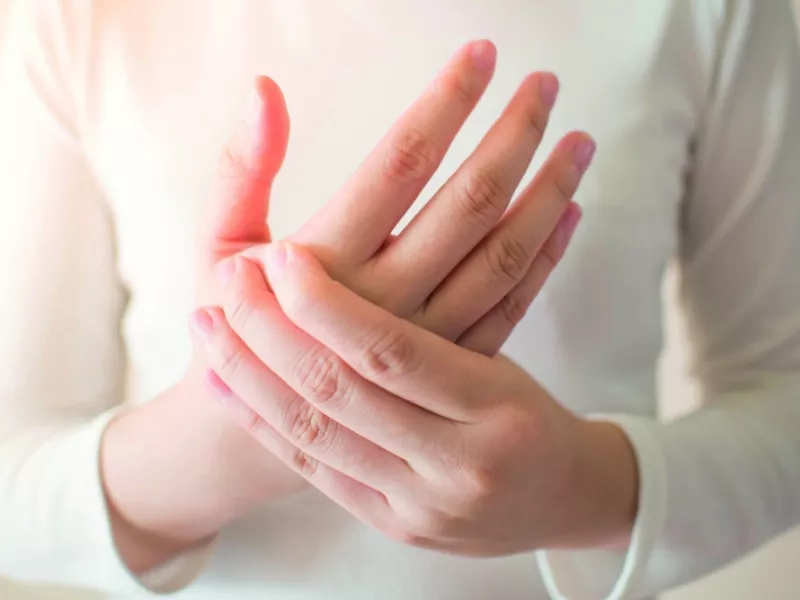 A perifériás neuropátia kezelésére ajánlható vitaminok és hatóanyagok