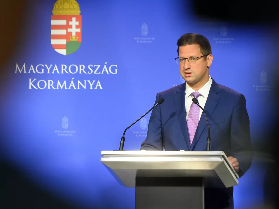 Így írható le a gyógyszeripari szereplők különadójának fele