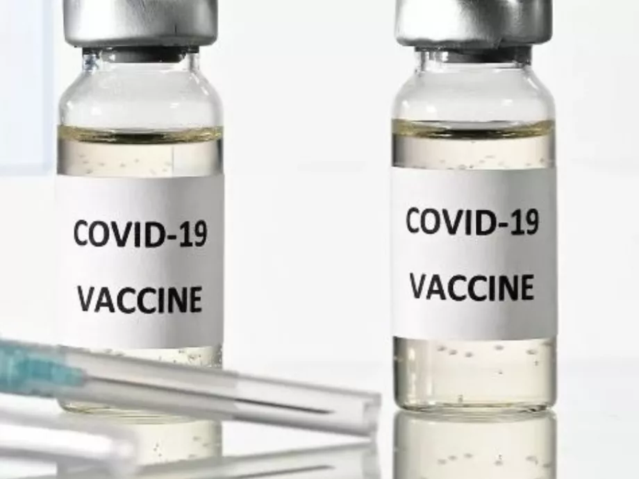 Szlovákia ideiglenesen felfüggeszti a Covid-vakcinák importját