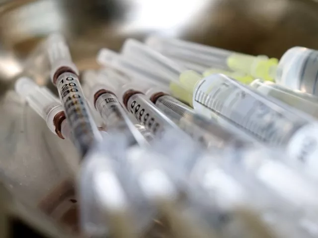 Influenza és koronavírus elleni oltási kampányt indít Brüsszel
